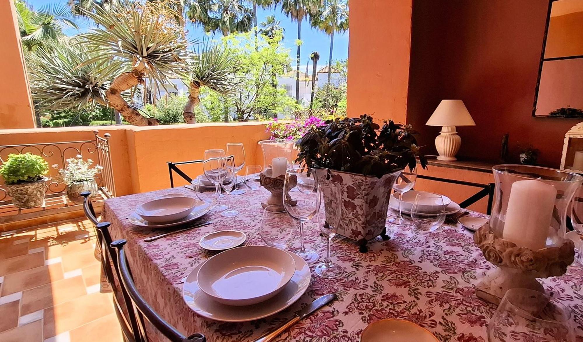 Alhambra Del Golf - Guadalmina Apartment Estepona Luaran gambar